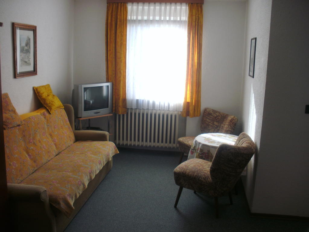Landhotel Zum Schiff Laurenburg Room photo