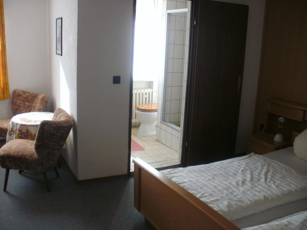 Landhotel Zum Schiff Laurenburg Room photo